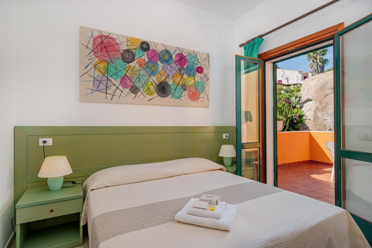 Hotel Marinaro Санта-Тереза-Галлура Экстерьер фото