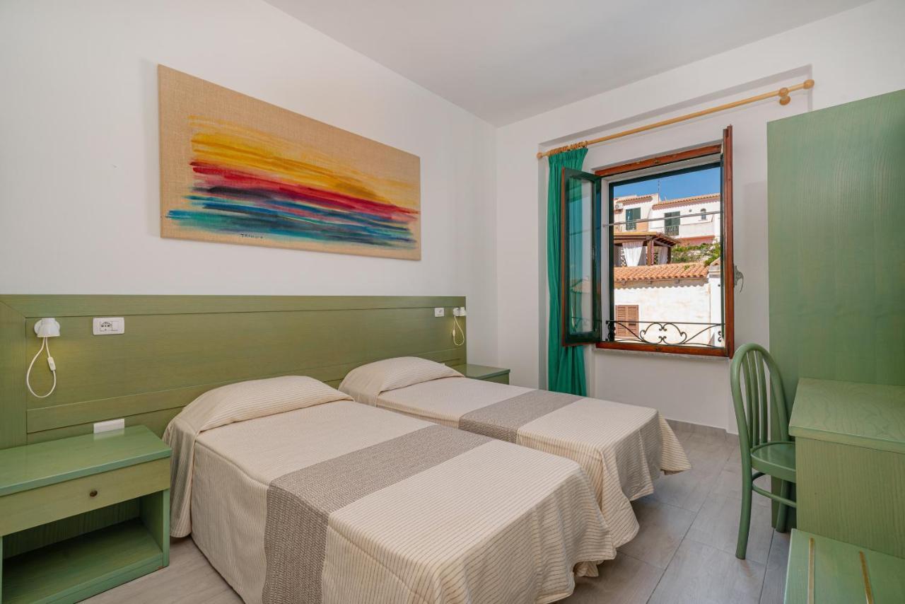 Hotel Marinaro Санта-Тереза-Галлура Экстерьер фото